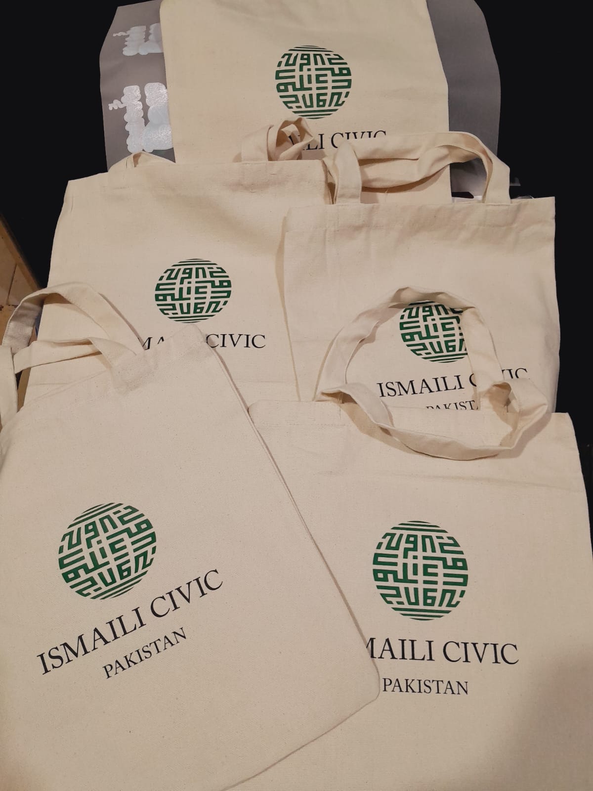 Create Custom Tote Bags With Personalized Designs